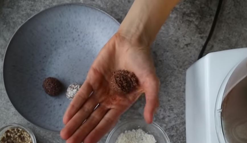 Keto Chocolate Fat Bomb Recipe