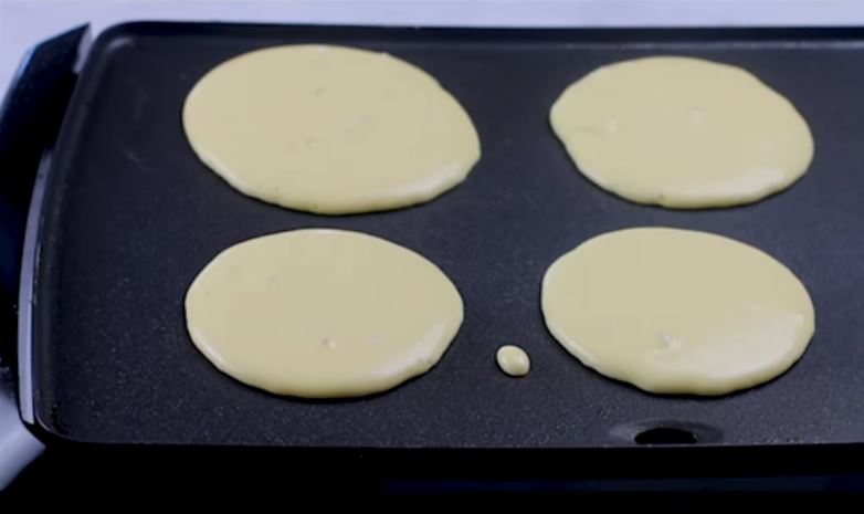 Keto Cream Cheese Pancakes Recipe