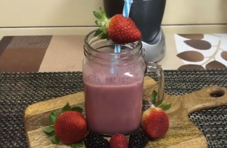 Keto Berry Berry Smoothie Recipe