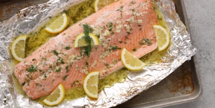We all know salmon is really healthy and delicious; try this tasty baked salmon with lemon and butter which is low carb and dairy free!