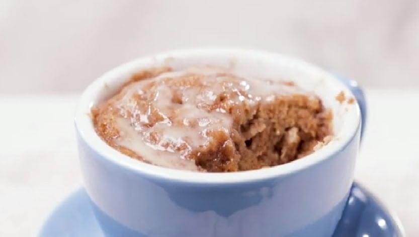 In the mood for a dessert but needs to be vegan and low carb? Don't worry! Check out this fantastic and super delicious cinnamon roll mug cake!