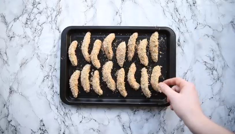 In the mood for a crispy, creamy and filling snack? Make your own with this tasty vegan and keto friendly crispy avocado fries recipe!