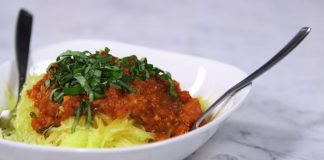 If you are looking for a vegan and low carb dinner option look no further! Check out this vegan keto spaghetti squash with spicy roasted marinara.