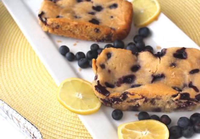 In search of a yummy, healthy and easy dessert? Then you need to try this fantastic slow cooker keto blueberry lemon custard cake.