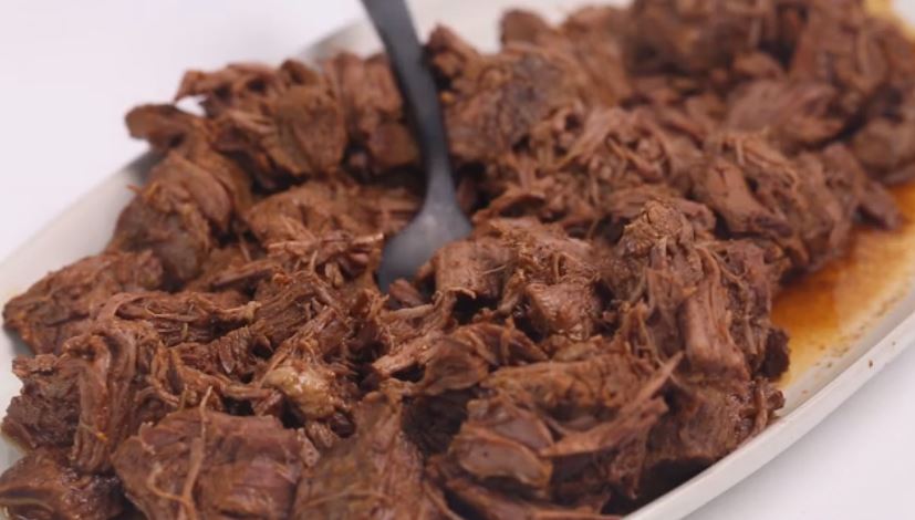 Craving for juicy, tender and tasty barbacoa? Then check out this fantastic slow cooker keto chipotle beef barbacoa and delight your palate.