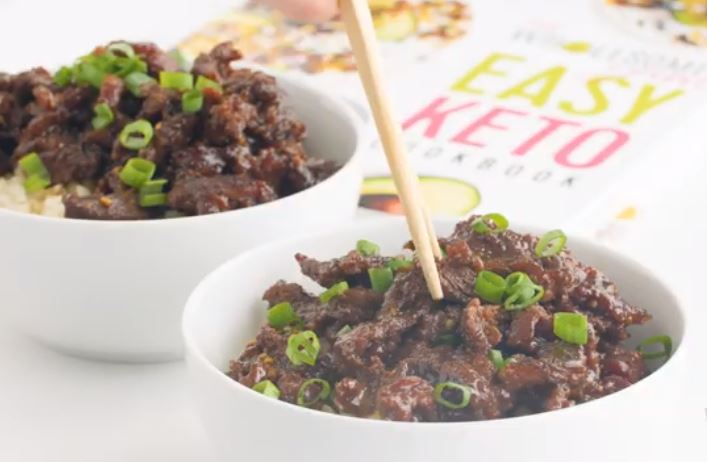 Thinking about what to prepare for dinner but want to stay keto friendly? Then check out this fantastic slow cooker keto Mongolian beef.