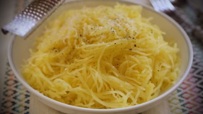 Looking for a side dish to make in your slow cooker? Check out this delicious slow cooker keto spaghetti squash, the perfect side dish.